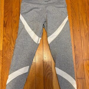 Aerie Womens Gray Leggings with White Mesh Stripes